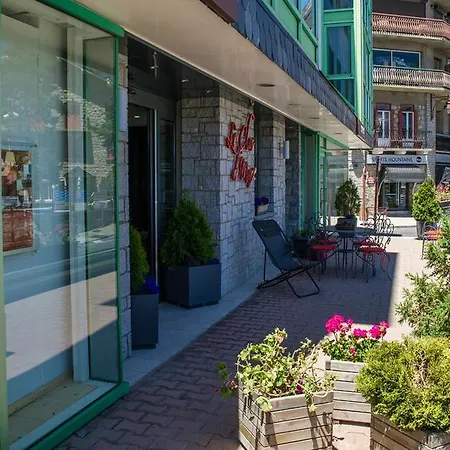Le Clos De Marie Апарт-отель 3*