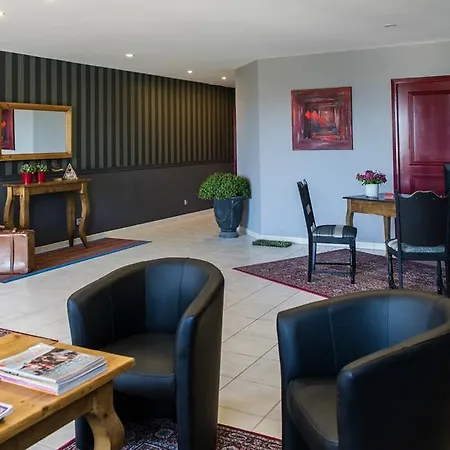 Le Clos De Marie Апарт-отель 3*