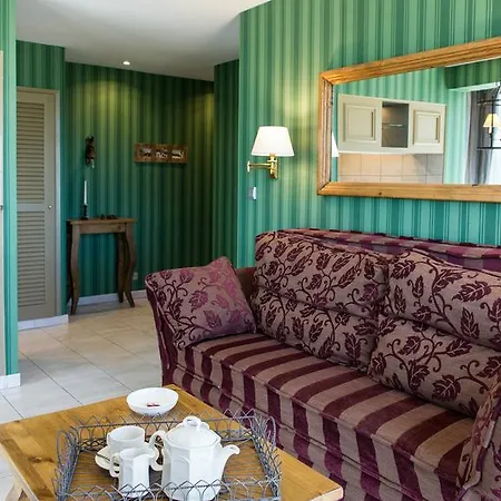 Апарт-отель Le Clos De Marie 3*